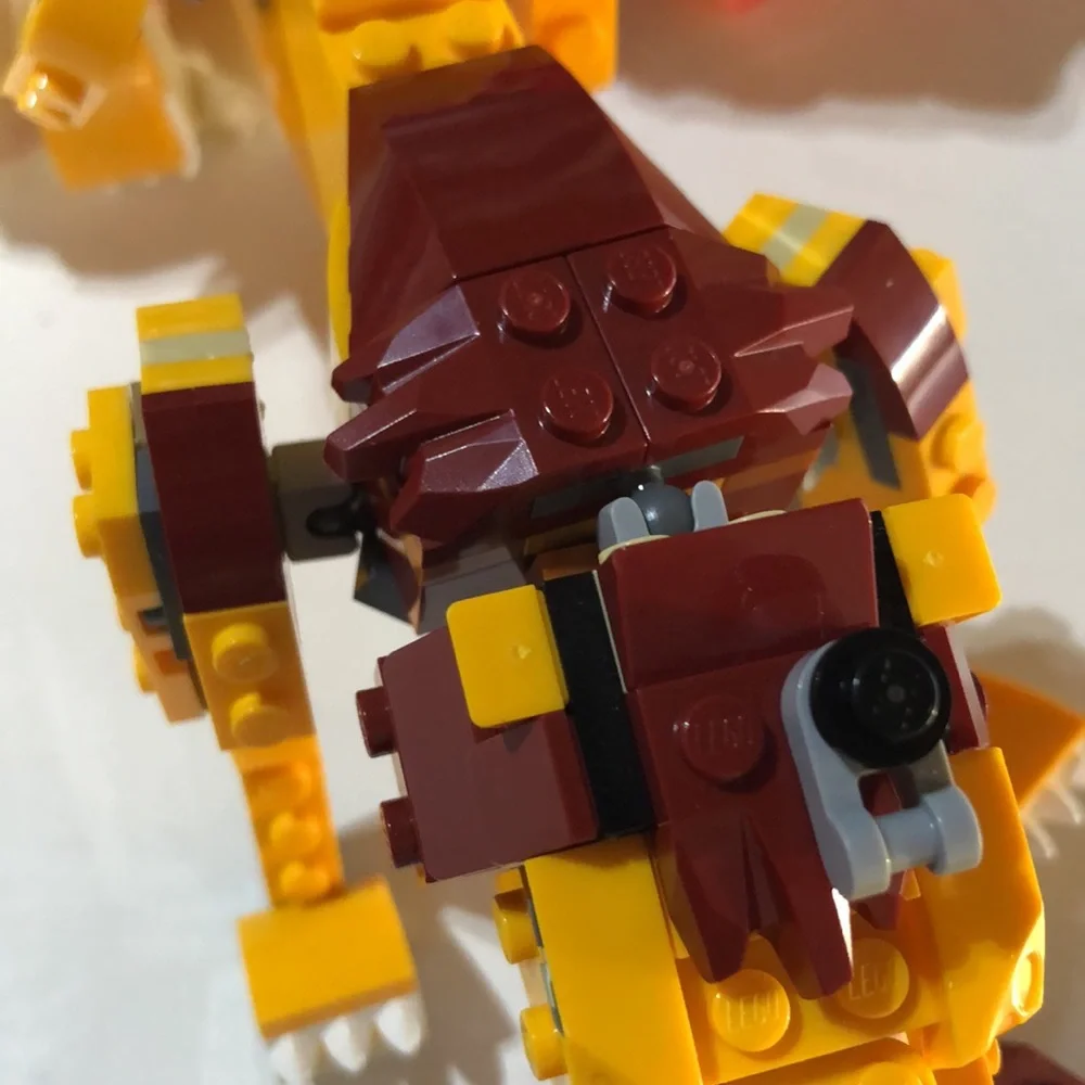 LEGO 31112 Creator Wild Lion 3 In 1 Building Toy 224 Pieces LEGO Lion 🦁